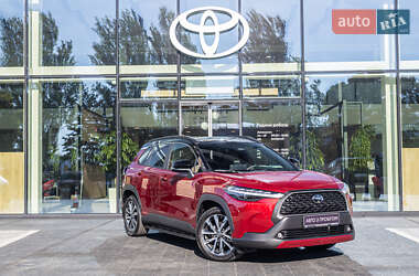 Позашляховик / Кросовер Toyota Corolla Cross 2024 в 