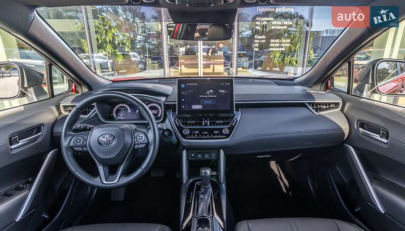 Внедорожник / Кроссовер Toyota Corolla Cross 2024 в Днепре