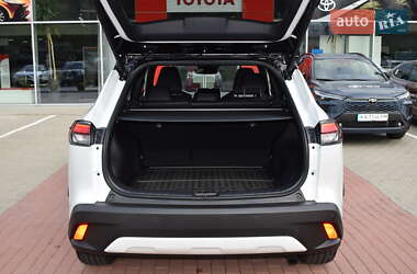 Внедорожник / Кроссовер Toyota Corolla Cross 2024 в 
