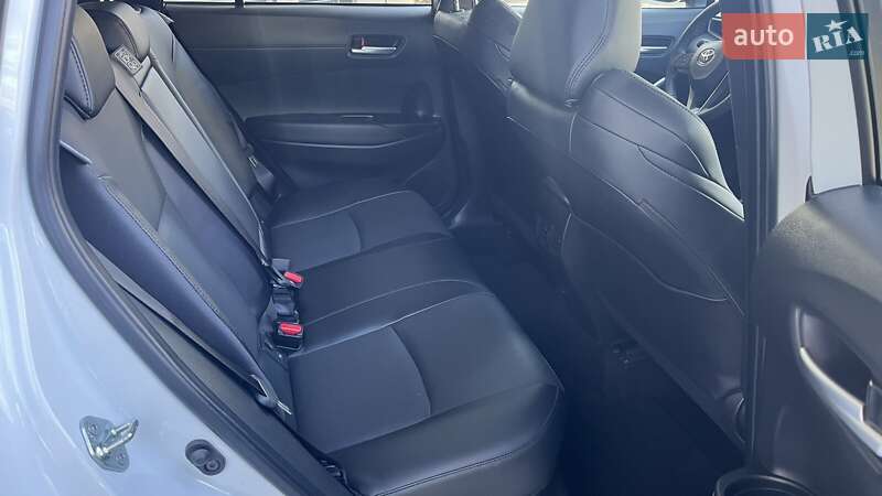 Внедорожник / Кроссовер Toyota Corolla Cross 2023 в Киеве