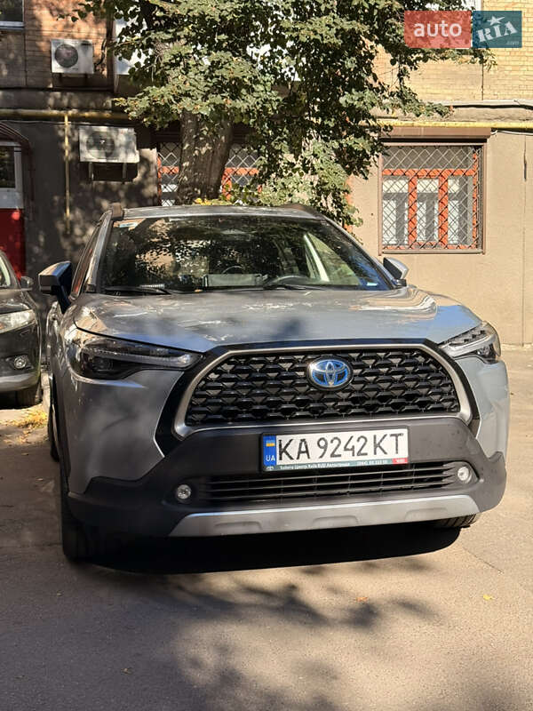 Внедорожник / Кроссовер Toyota Corolla Cross 2023 в Киеве