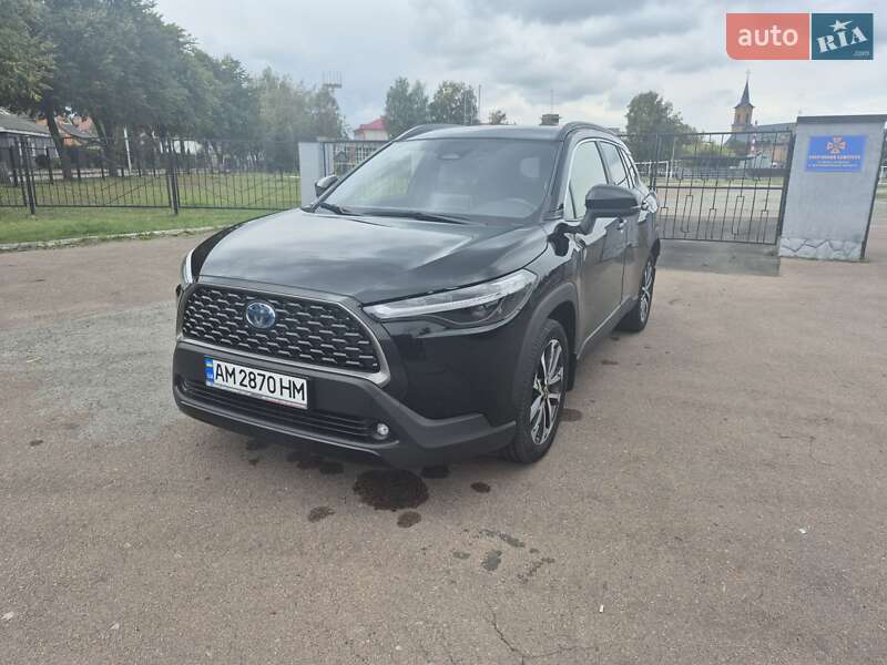 Внедорожник / Кроссовер Toyota Corolla Cross 2023 в Житомире