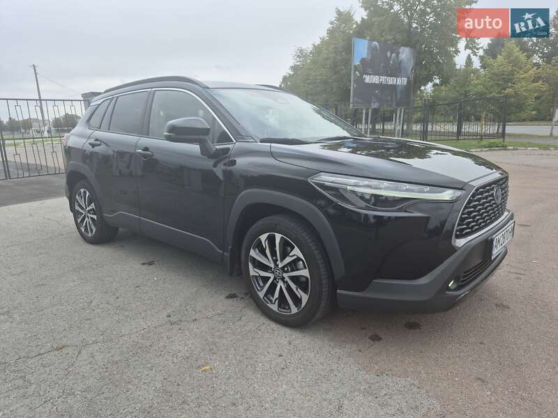 Внедорожник / Кроссовер Toyota Corolla Cross 2023 в Житомире