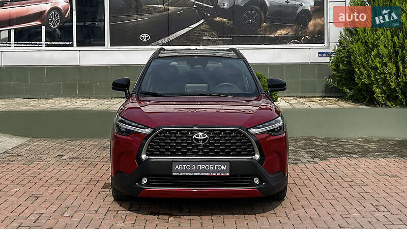 Позашляховик / Кросовер Toyota Corolla Cross 2024 в Чернівцях