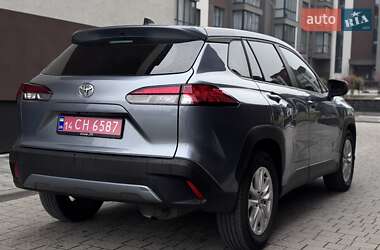 Внедорожник / Кроссовер Toyota Corolla Cross 2022 в 