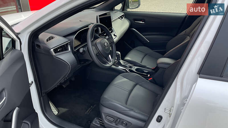 Позашляховик / Кросовер Toyota Corolla Cross 2024 в Запоріжжі