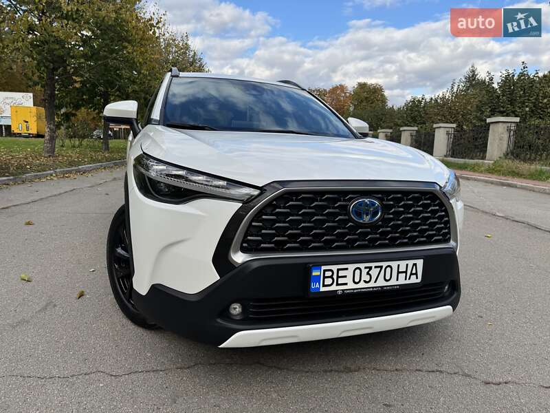 Позашляховик / Кросовер Toyota Corolla Cross 2022 в Умані фото 2 Позашляховик / Кросовер Toyota Corolla Cross 2022 в Умані