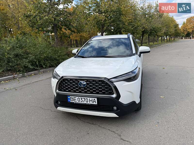 Позашляховик / Кросовер Toyota Corolla Cross 2022 в Умані фото 17 Позашляховик / Кросовер Toyota Corolla Cross 2022 в Умані