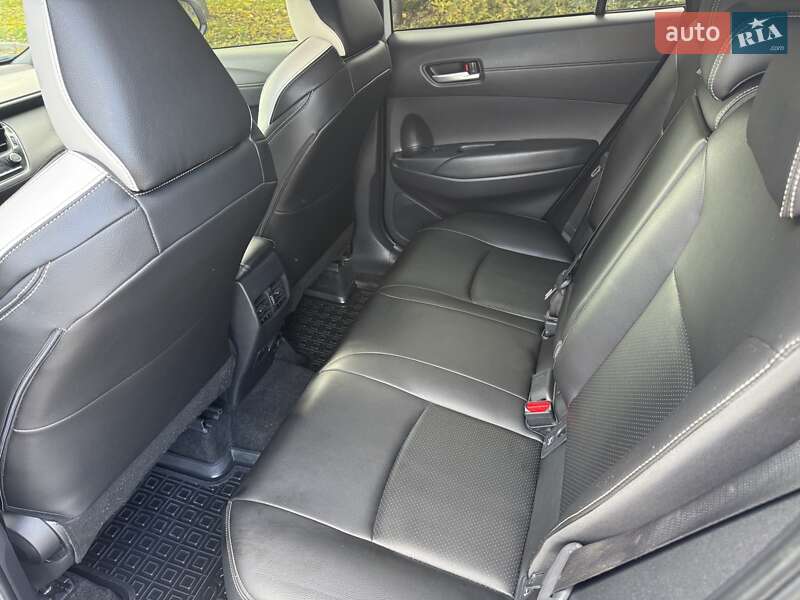 Позашляховик / Кросовер Toyota Corolla Cross 2022 в Умані фото 27 Позашляховик / Кросовер Toyota Corolla Cross 2022 в Умані
