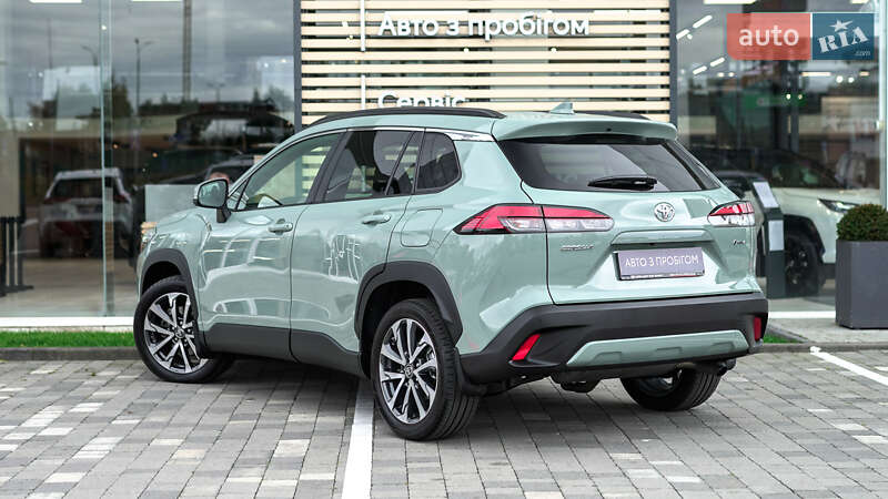 Позашляховик / Кросовер Toyota Corolla Cross 2024 в Львові