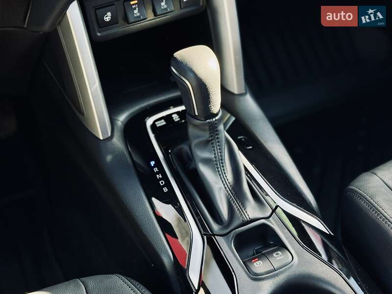 Позашляховик / Кросовер Toyota Corolla Cross 2023 в Тернополі