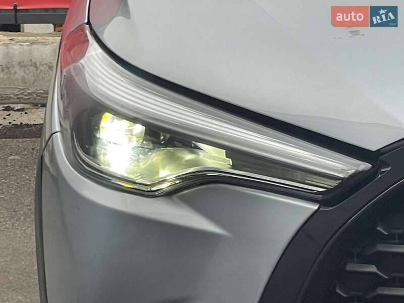 Внедорожник / Кроссовер Toyota Corolla Cross 2022 в Киеве