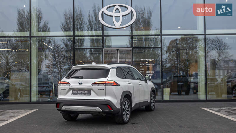 Позашляховик / Кросовер Toyota Corolla Cross 2023 в Дніпрі