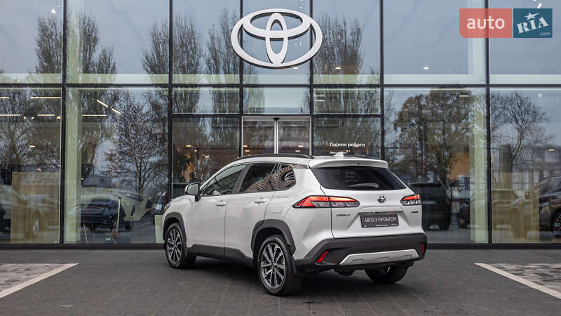 Позашляховик / Кросовер Toyota Corolla Cross 2023 в Дніпрі