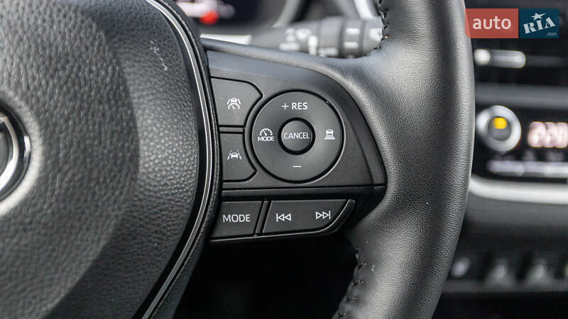 Позашляховик / Кросовер Toyota Corolla Cross 2023 в Дніпрі