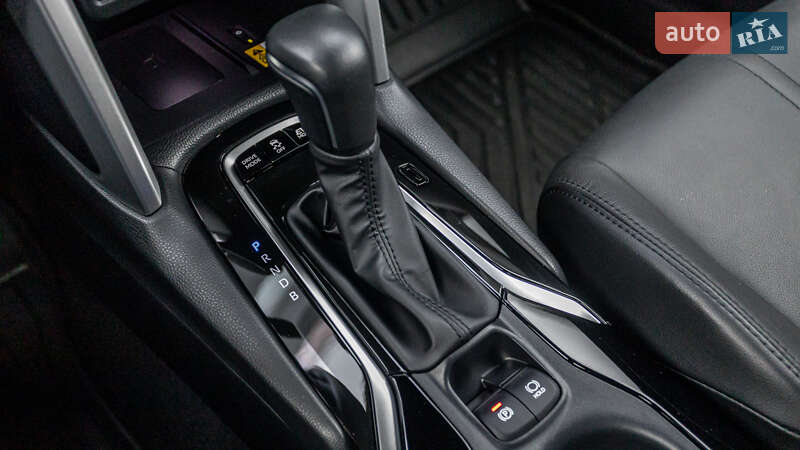 Позашляховик / Кросовер Toyota Corolla Cross 2023 в Дніпрі