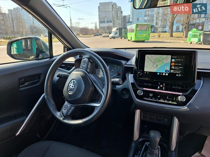 Универсал Toyota Corolla Cross 2024 в Киеве