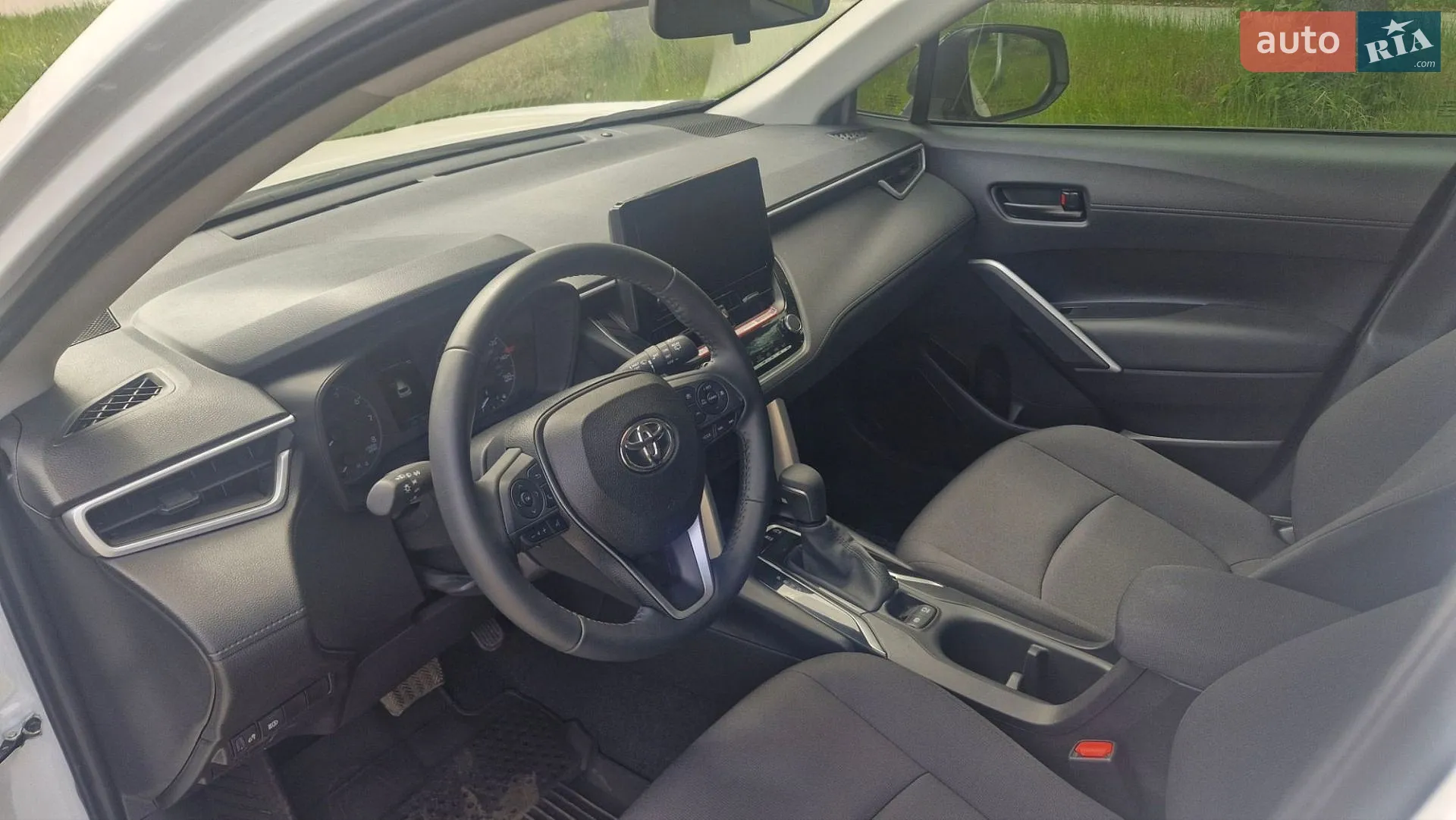 2025 Toyota Corolla Cross - мініатюра 11