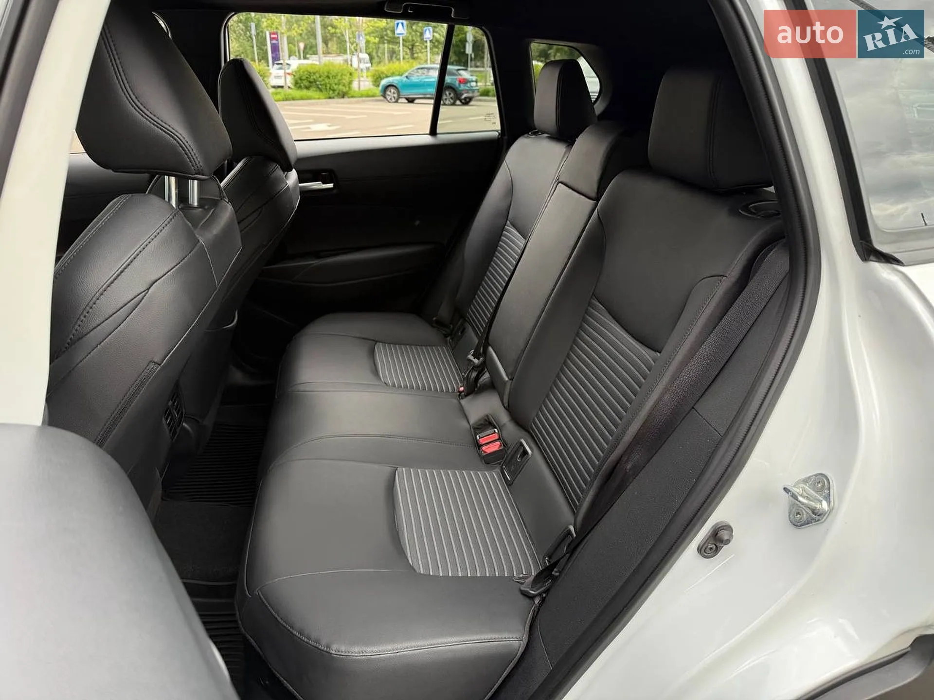 2024 Toyota Corolla Cross - мініатюра 13