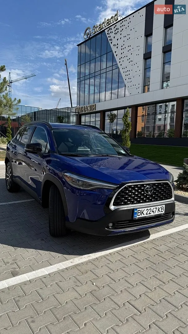 2025 Toyota Corolla Cross - мініатюра 2