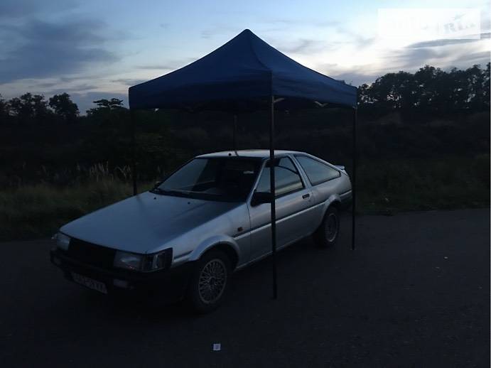 Купе Toyota Corolla Levin 1986 в 