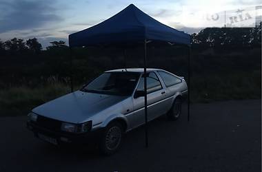 Купе Toyota Corolla Levin 1986 в 