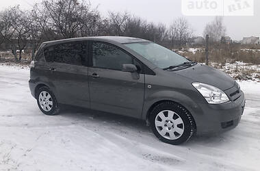 Минивэн Toyota Corolla Verso 2005 в Киеве