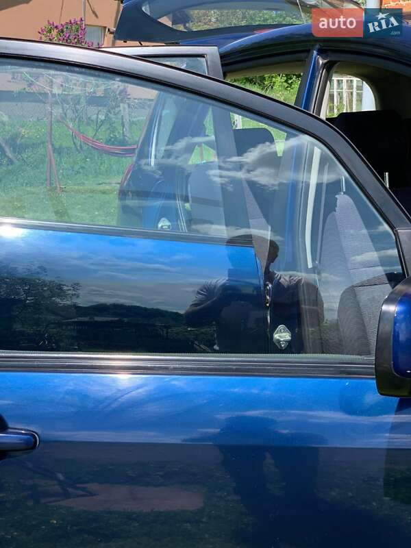 Мінівен Toyota Corolla Verso 2003 в Львові