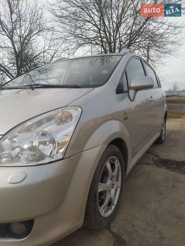 Мінівен Toyota Corolla Verso 2008 в Боярці фото 4 Мінівен Toyota Corolla Verso 2008 в Боярці