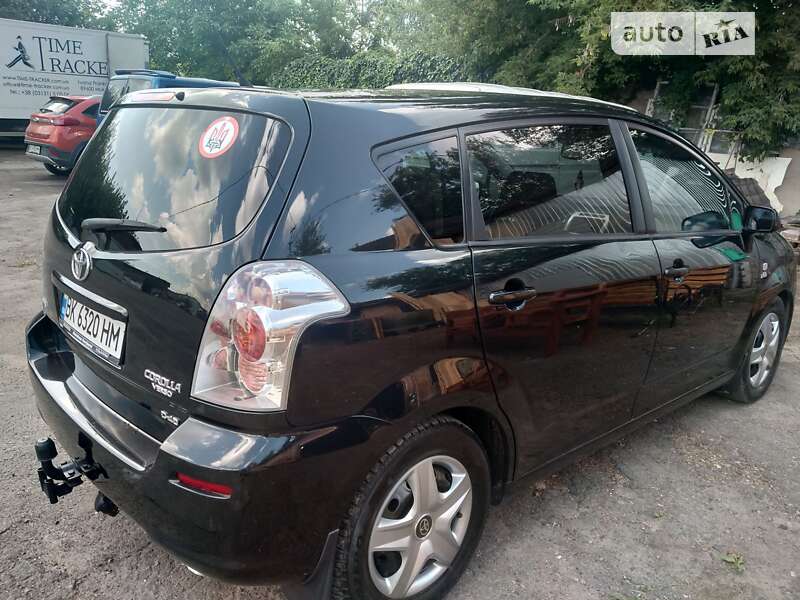 Минивэн Toyota Corolla Verso 2006 в Ровно