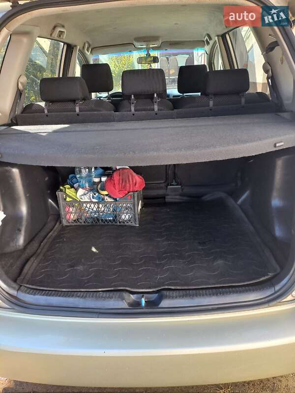 Минивэн Toyota Corolla Verso 2003 в Дружковке