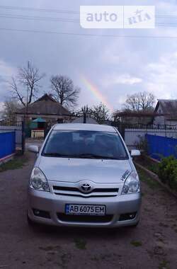 Мінівен Toyota Corolla Verso 2005 в Хмільнику