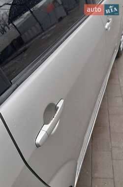 Мінівен Toyota Corolla Verso 2005 в 
