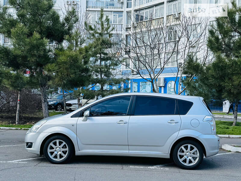 Мінівен Toyota Corolla Verso 2008 в Дніпрі