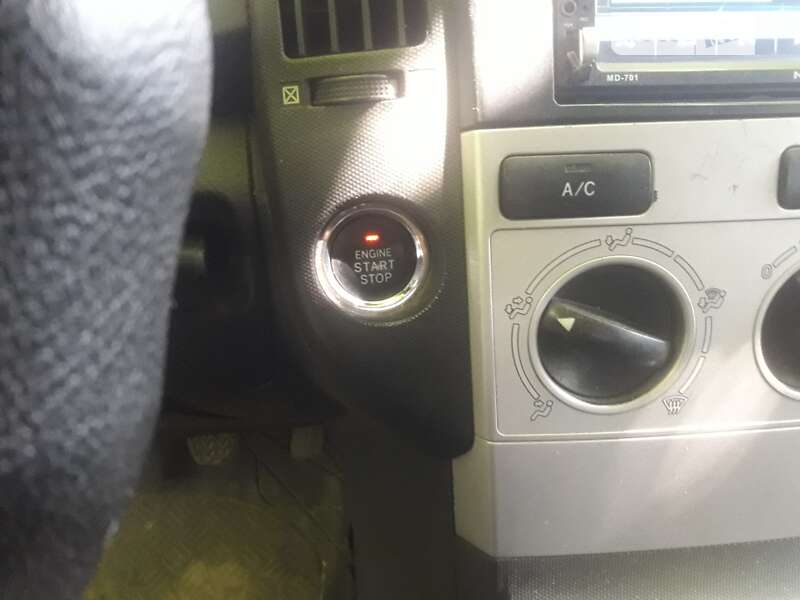 Мінівен Toyota Corolla Verso 2004 в Хоролі