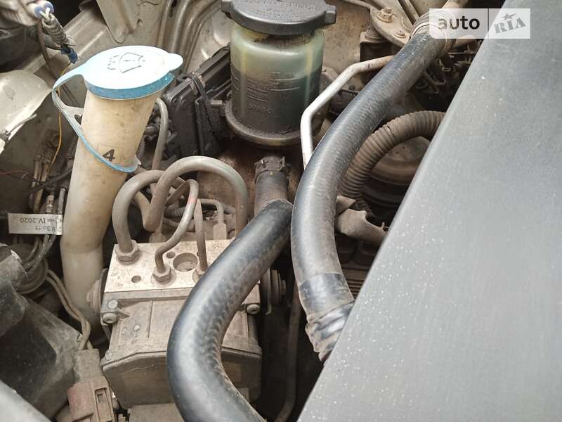 Мінівен Toyota Corolla Verso 2004 в Хоролі