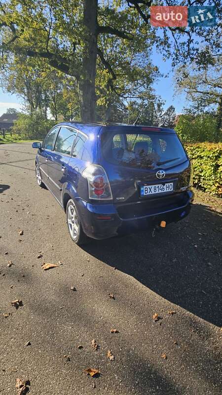 Мінівен Toyota Corolla Verso 2004 в Хмельницькому фото 14 Мінівен Toyota Corolla Verso 2004 в Хмельницькому