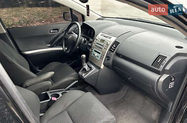 Минивэн Toyota Corolla Verso 2007 в 