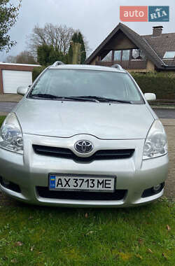 Минивэн Toyota Corolla Verso 2008 в Сарнах