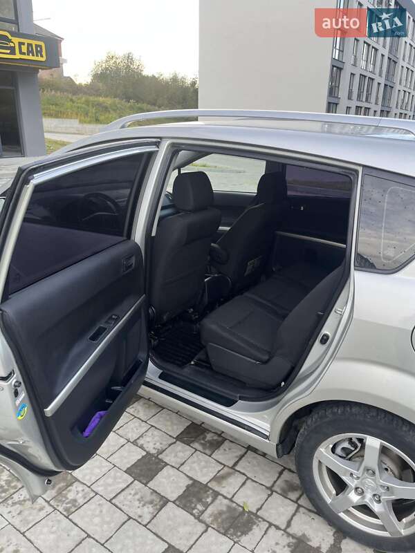 Мінівен Toyota Corolla Verso 2008 в Новояворівську