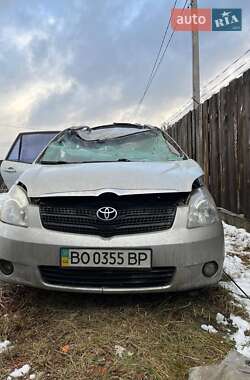 Минивэн Toyota Corolla Verso 2003 в 