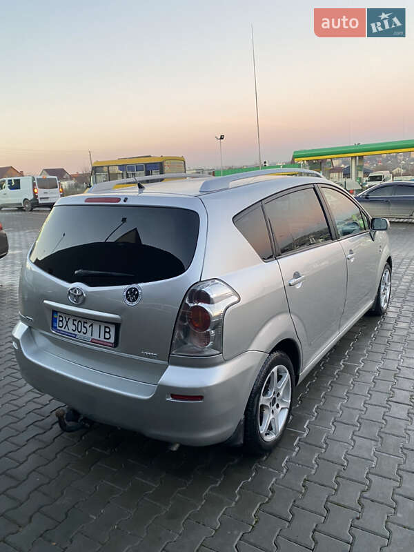 Мінівен Toyota Corolla Verso 2005 в Кам'янець-Подільському