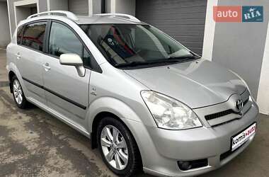 Мінівен Toyota Corolla Verso 2006 в 