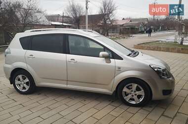 Минивэн Toyota Corolla Verso 2008 в 