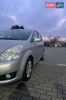 Минивэн Toyota Corolla Verso 2008 в Черновцах