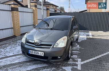 Минивэн Toyota Corolla Verso 2004 в Виннице