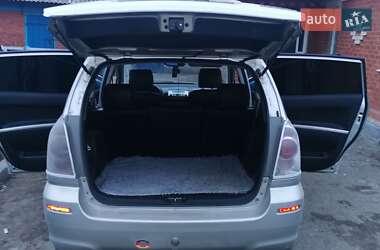 Мінівен Toyota Corolla Verso 2005 в 