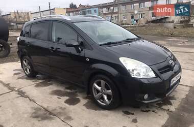 Мінівен Toyota Corolla Verso 2008 в Романіву