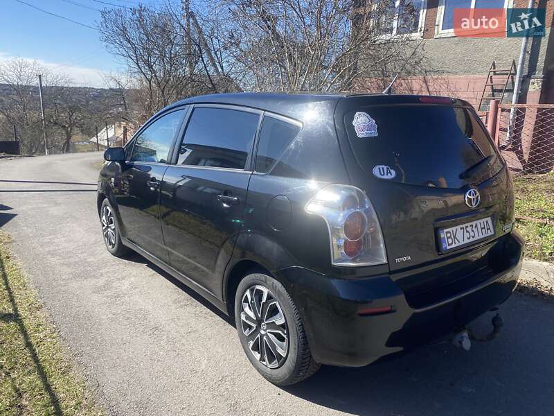 Мінівен Toyota Corolla Verso 2005 в Львові