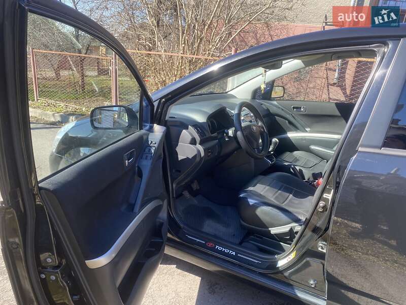 Мінівен Toyota Corolla Verso 2005 в Львові